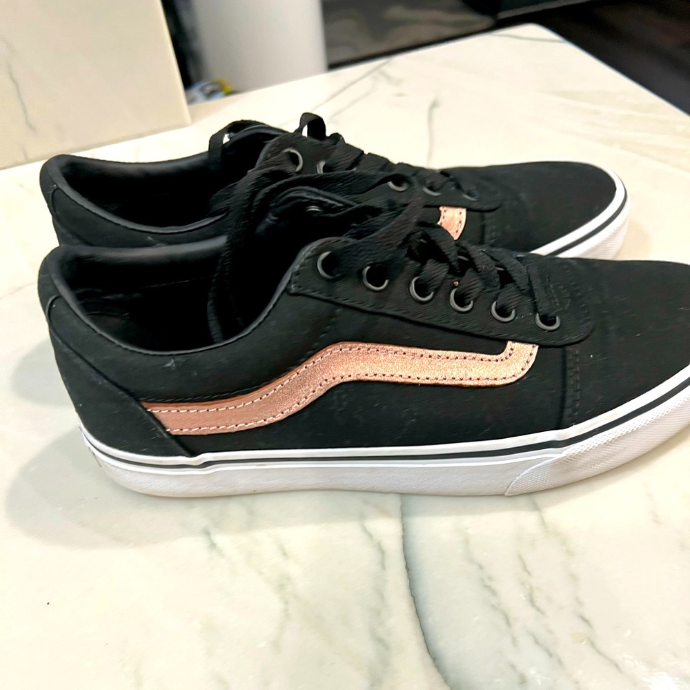 Gorgeous black/rose gold Vans